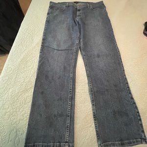 Men’s Lee Jeans, size: 42x30 Medium, Regular Fit